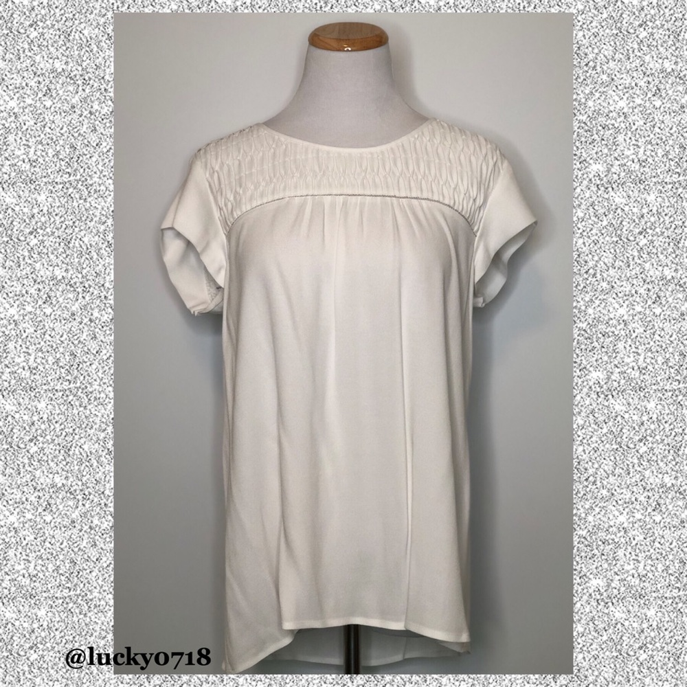 Joie White Annis Pintuck Back Keyhole Top Sz S - Picture 3 of 8